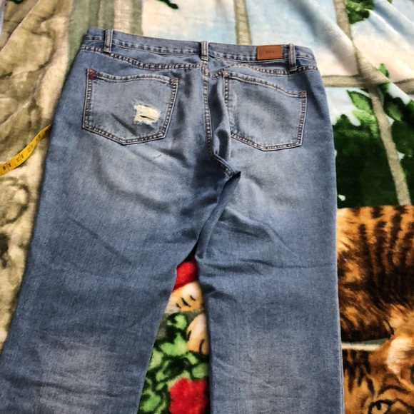 BDG jeans. Absolutely gorgeous and comfortable. Size 30 W. measurements on pics - Picture 10 of 17